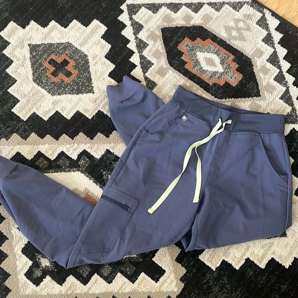 Figs joggers space navy (limited edition color)